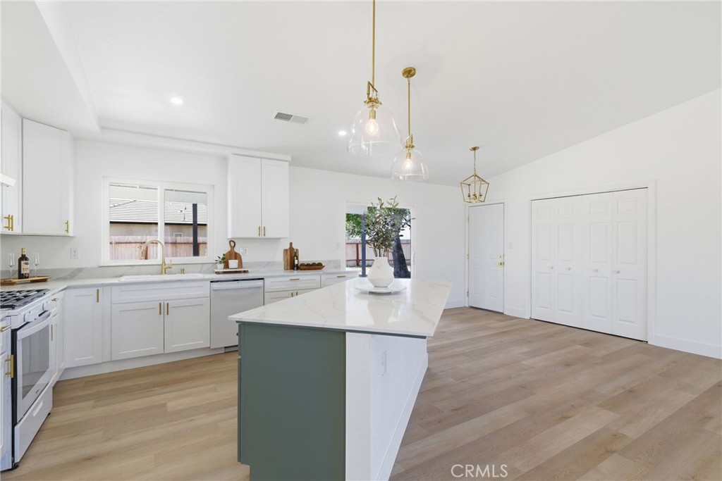 29991 Riverside, Shafter, CA 93263