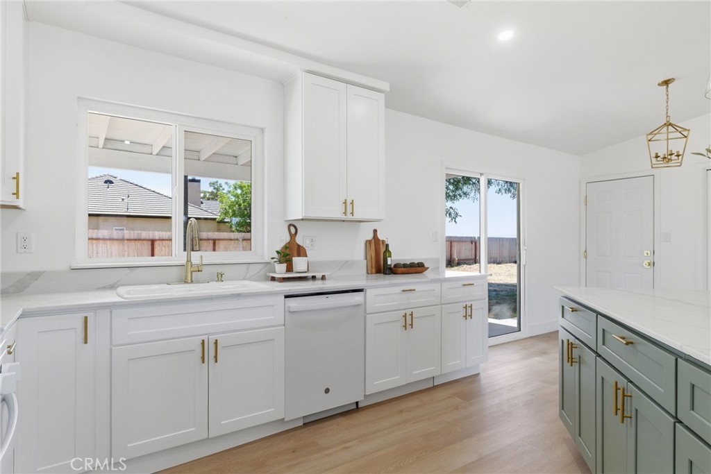 29991 Riverside, Shafter, CA 93263