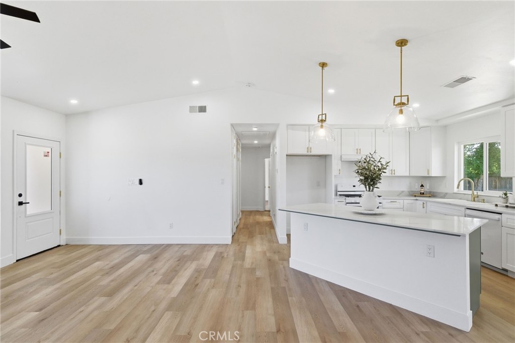 29991 Riverside, Shafter, CA 93263