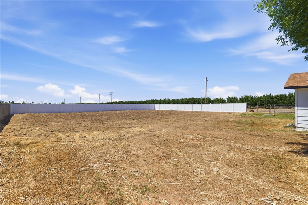 29991 Riverside, Shafter, CA 93263