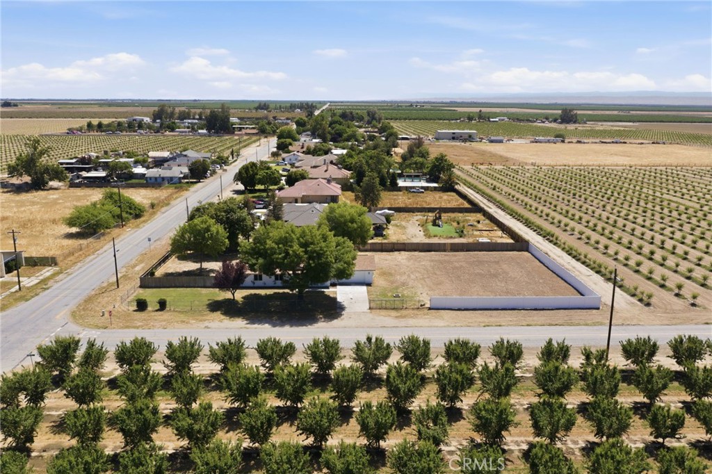 29991 Riverside, Shafter, CA 93263