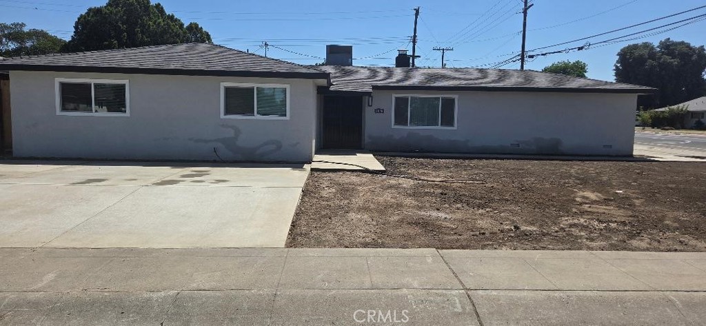 1138 Valley St, Visalia, CA 93277