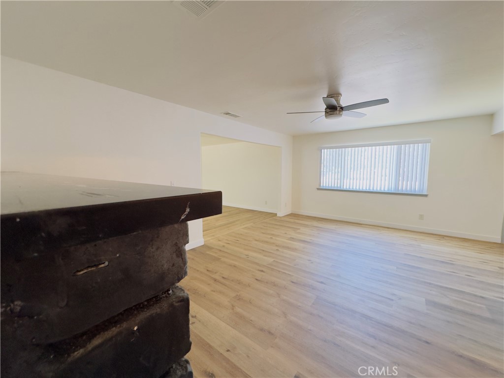 1138 Valley St, Visalia, CA 93277