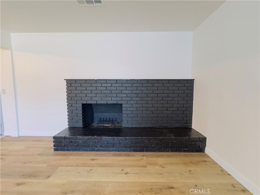 1138 Valley St, Visalia, CA 93277