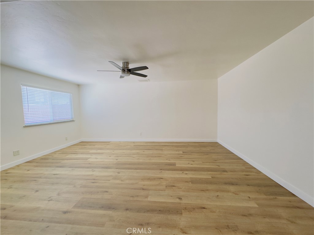 1138 Valley St, Visalia, CA 93277