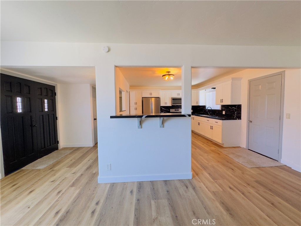1138 Valley St, Visalia, CA 93277