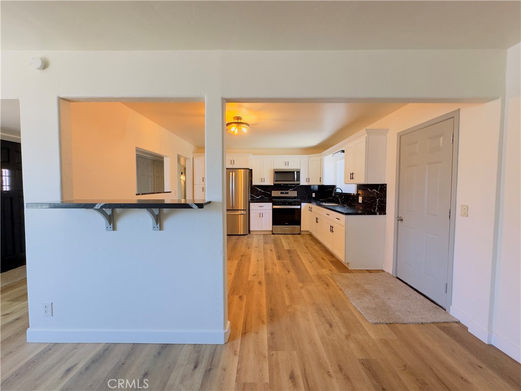 1138 Valley St, Visalia, CA 93277