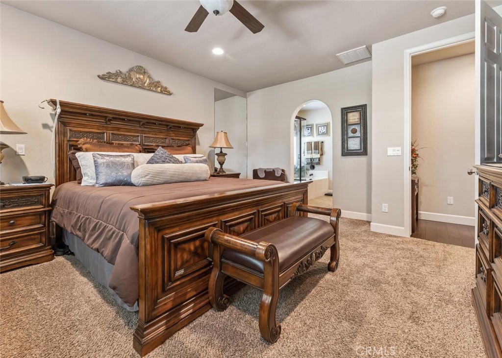 4014 E Harter Ct, Visalia, CA 93292