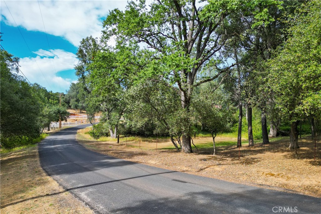 18025 Dolores, Sonora, CA 95370