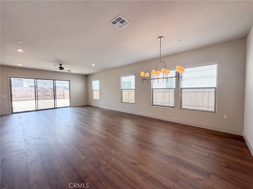 2262 N Marion, Clovis, CA 93619