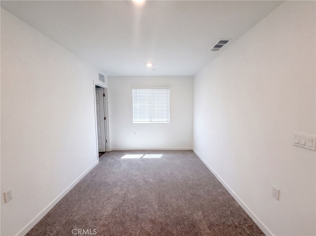 3267 Carambola, Clovis, CA 93619