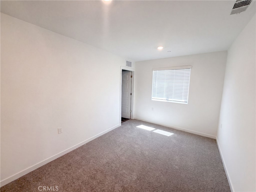 3267 Carambola, Clovis, CA 93619
