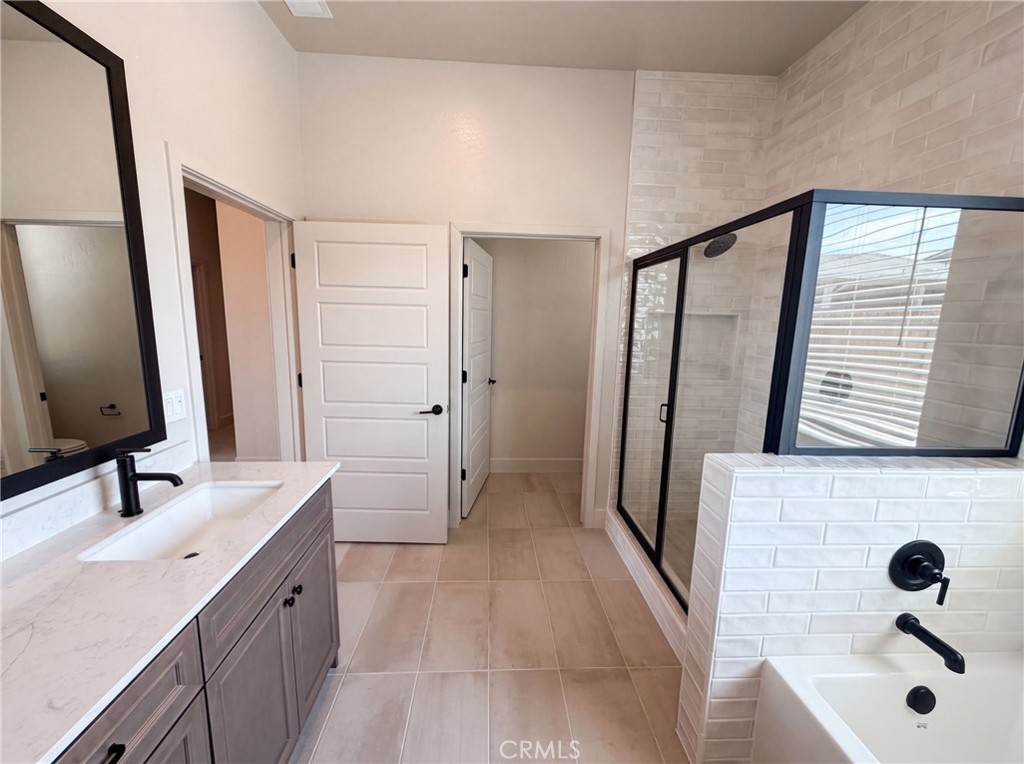 2246 N Marion, Clovis, CA 93619