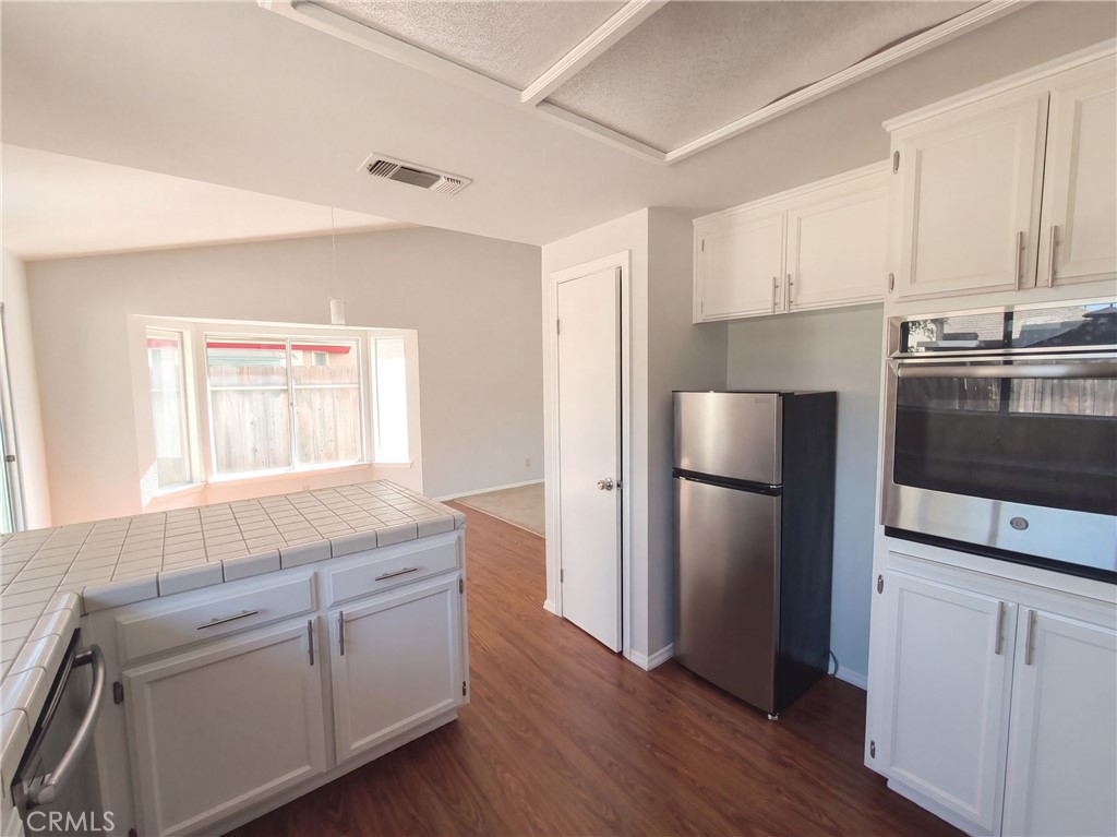 2821 Driftwood, Madera, CA 93637