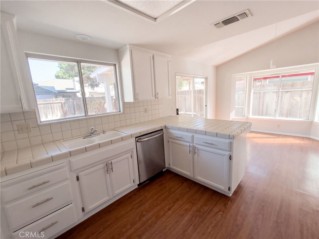 2821 Driftwood, Madera, CA 93637