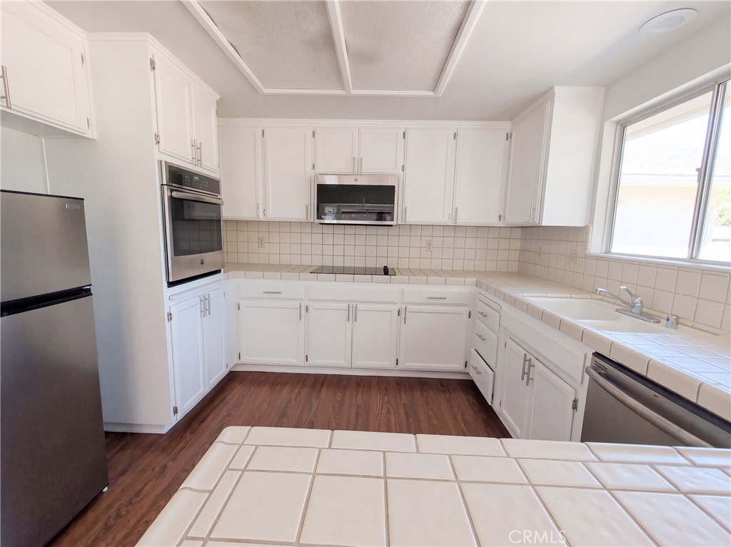 2821 Driftwood, Madera, CA 93637