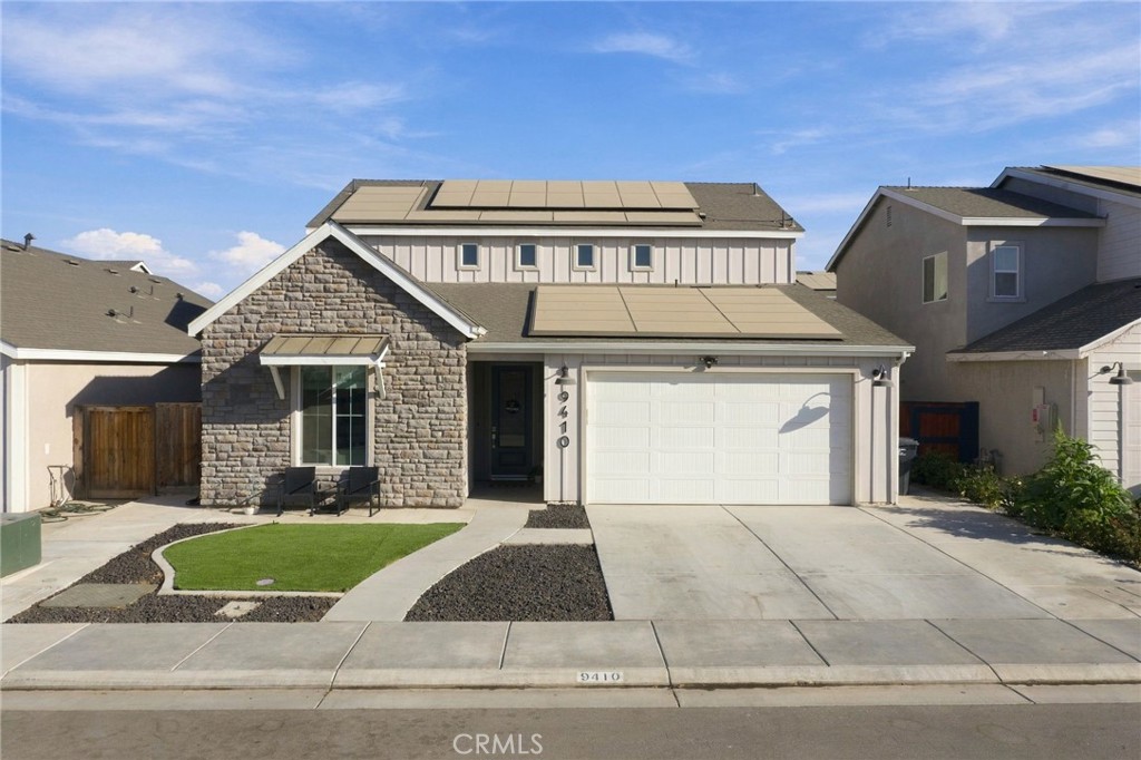 9410 Sweetgum Hill Ln, Shafter, CA 93263
