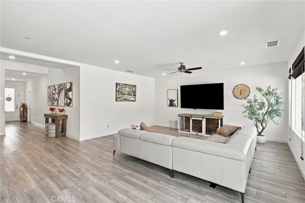 9410 Sweetgum Hill Ln, Shafter, CA 93263