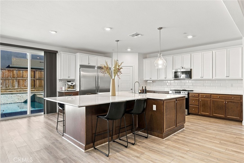 9410 Sweetgum Hill Ln, Shafter, CA 93263
