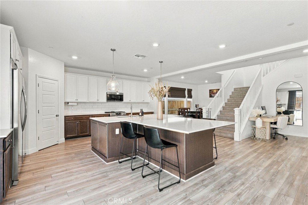 9410 Sweetgum Hill Ln, Shafter, CA 93263