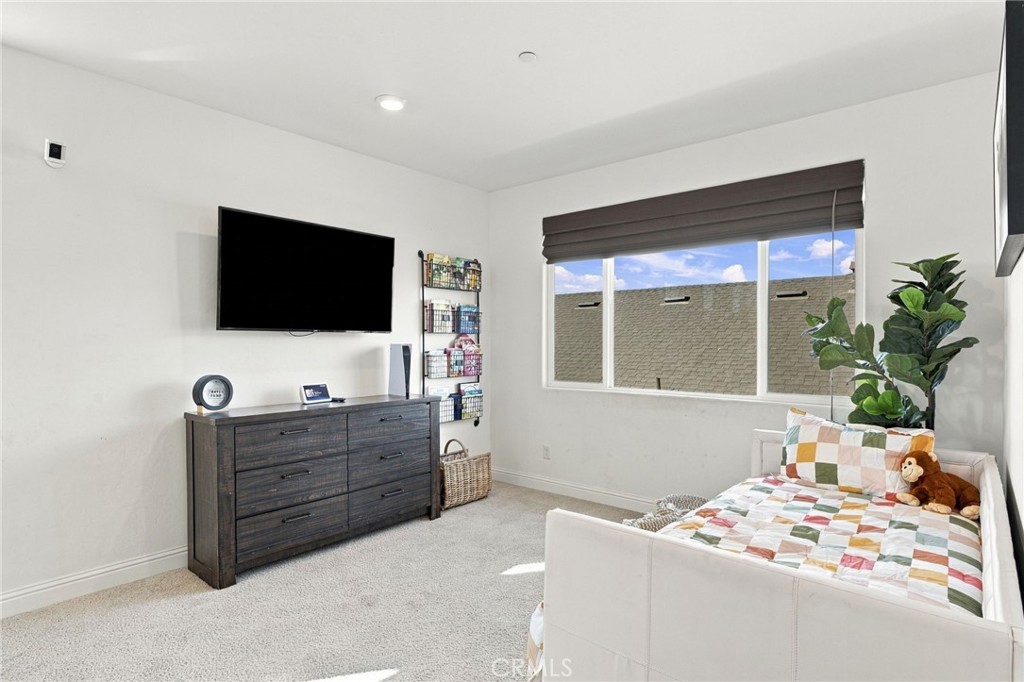 9410 Sweetgum Hill Ln, Shafter, CA 93263