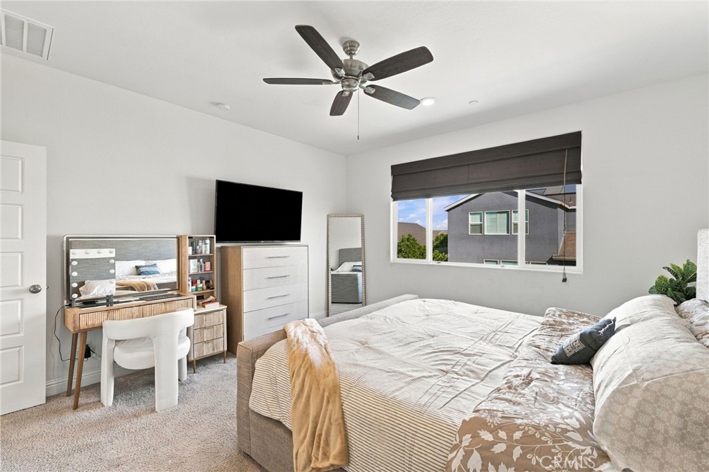 9410 Sweetgum Hill Ln, Shafter, CA 93263