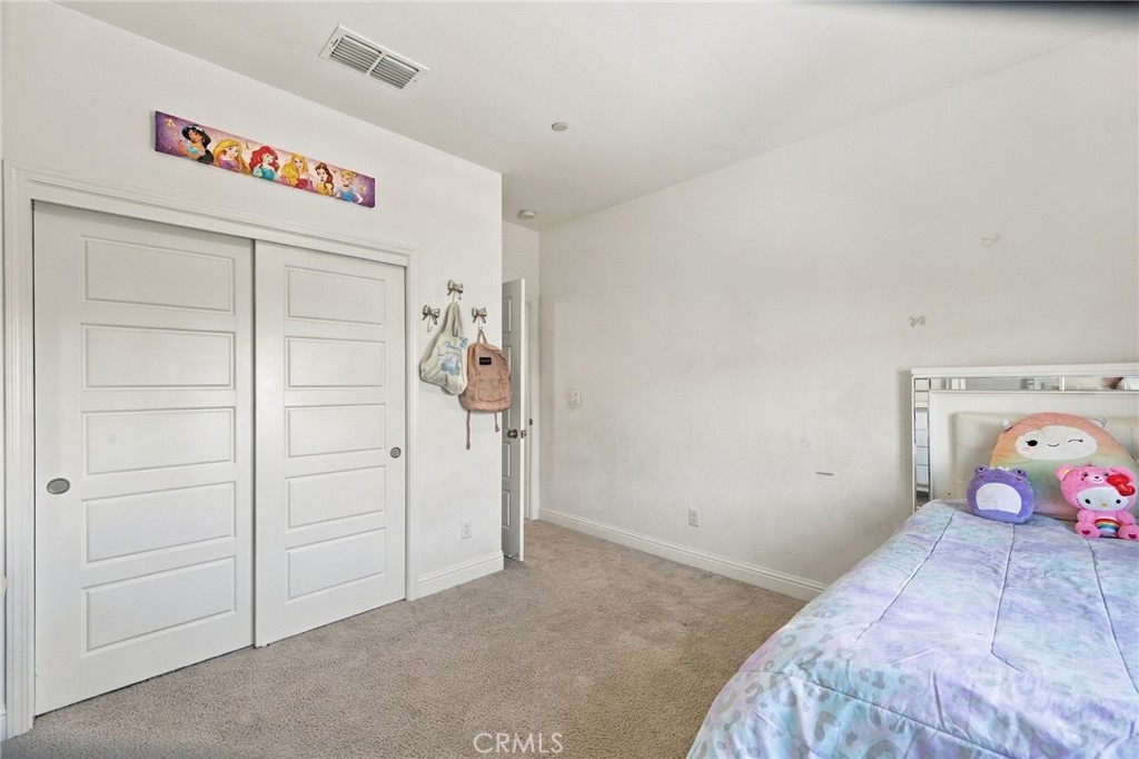 9410 Sweetgum Hill Ln, Shafter, CA 93263