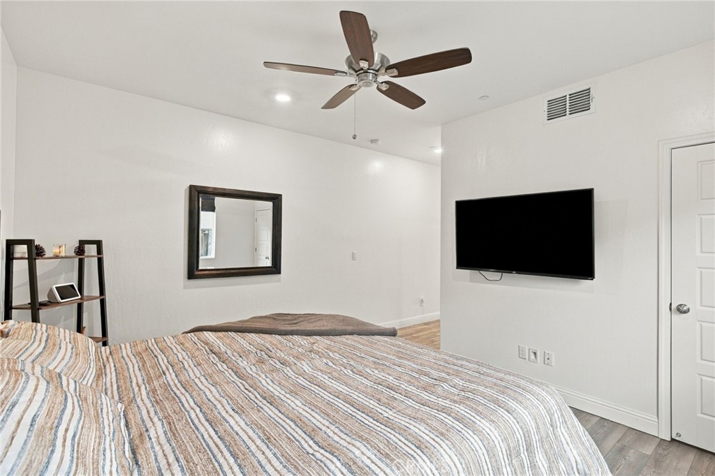 9410 Sweetgum Hill Ln, Shafter, CA 93263