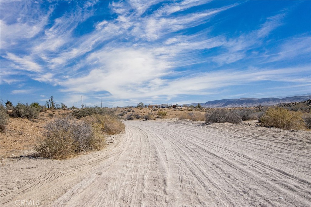 50600 Burns Canyon Rd, Pioneertown, CA 92268