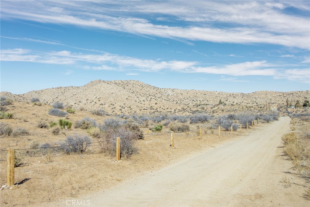 50600 Burns Canyon Rd, Pioneertown, CA 92268