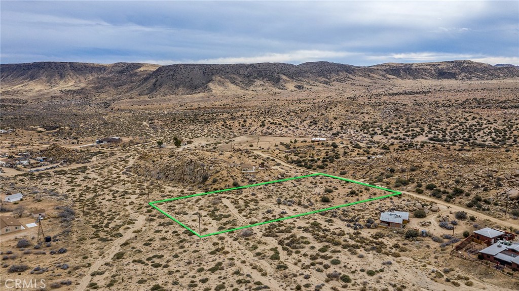 52500 Riverside Dr, Pioneertown, CA 92268