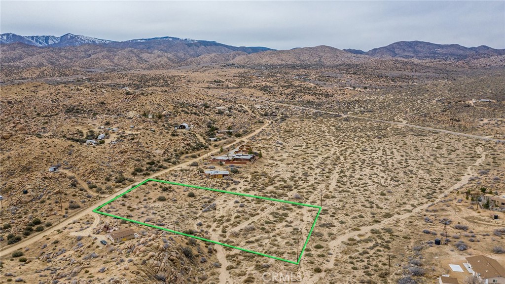 52500 Riverside Dr, Pioneertown, CA 92268