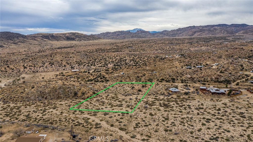 52500 Riverside Dr, Pioneertown, CA 92268