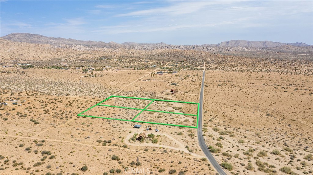 1000 Rimrock Rd, Pioneertown, CA 92268