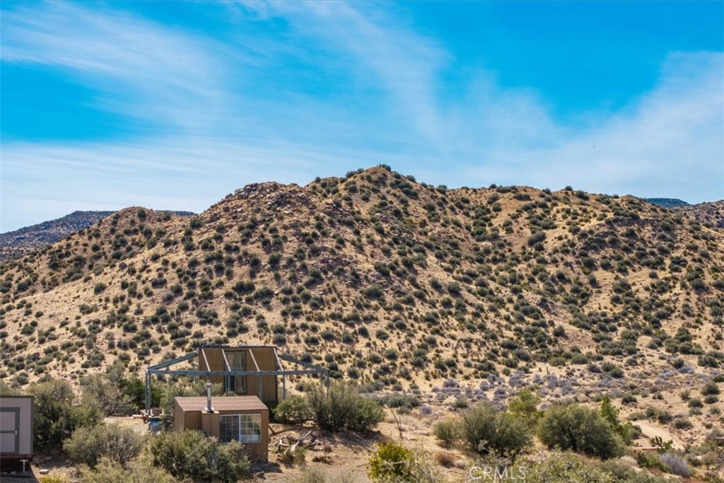 2841 Tumbleweed Trl, Pioneertown, CA 92268