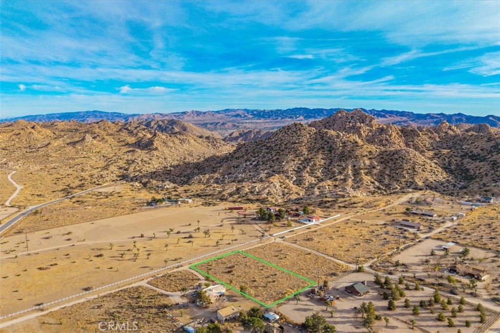 53670 Annie Oakley Rd, Pioneertown, CA 92268