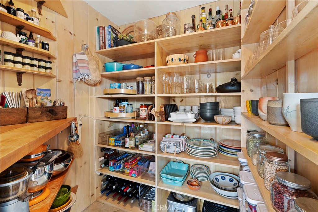 51222 Gamma Gulch Rd, Pioneertown, CA 92268