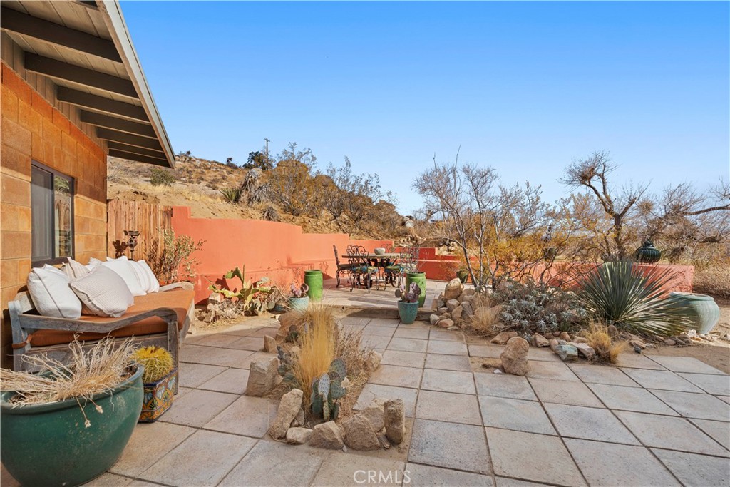 51222 Gamma Gulch Rd, Pioneertown, CA 92268