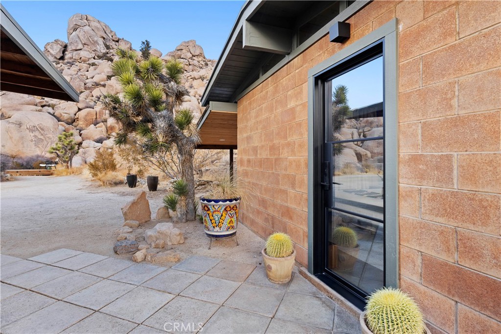 51222 Gamma Gulch Rd, Pioneertown, CA 92268