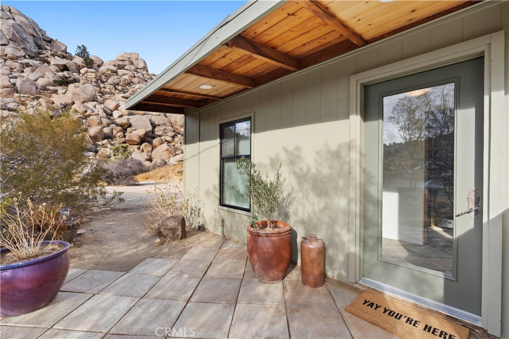 51222 Gamma Gulch Rd, Pioneertown, CA 92268