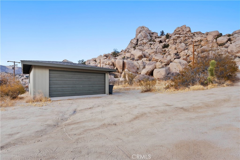 51222 Gamma Gulch Rd, Pioneertown, CA 92268