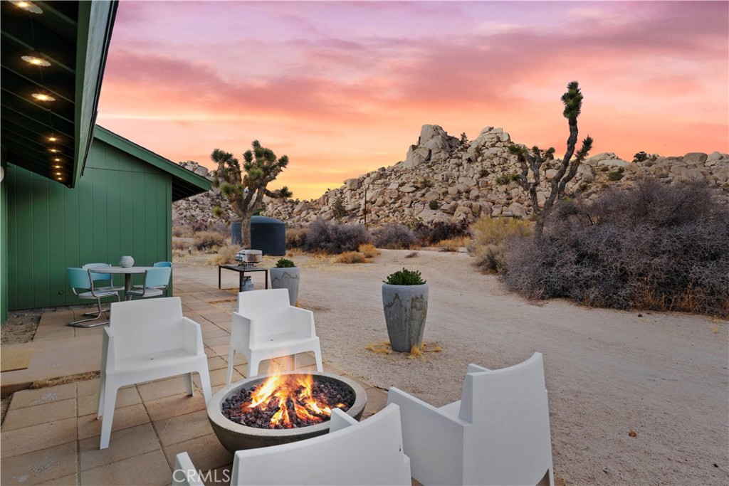 51222 Gamma Gulch Rd, Pioneertown, CA 92268