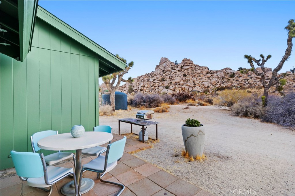 51222 Gamma Gulch Rd, Pioneertown, CA 92268