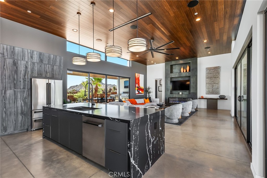 5165 Roy Rogers, Pioneertown, CA 92268