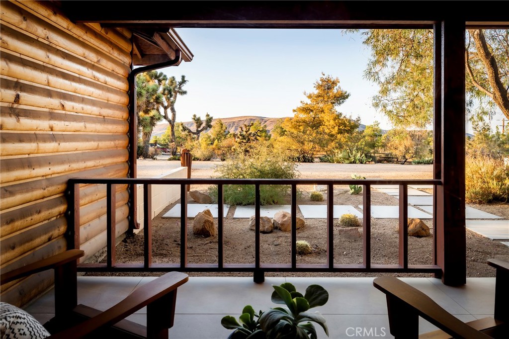 53655 Annie Oakley Rd, Pioneertown, CA 92268