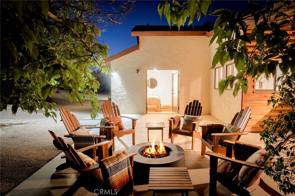 53655 Annie Oakley Rd, Pioneertown, CA 92268