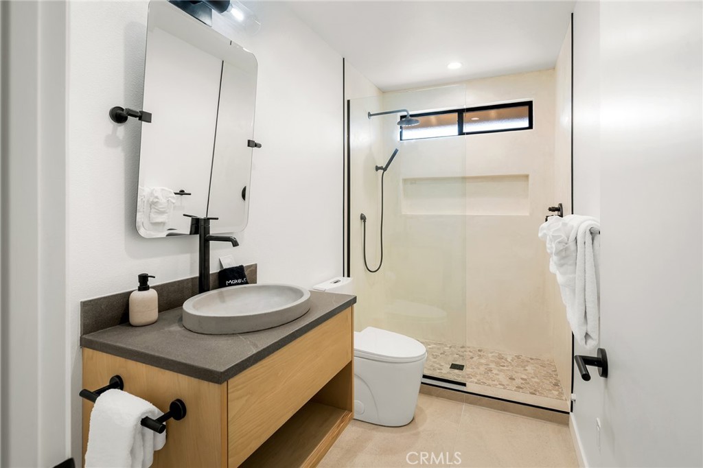 53655 Annie Oakley Rd, Pioneertown, CA 92268