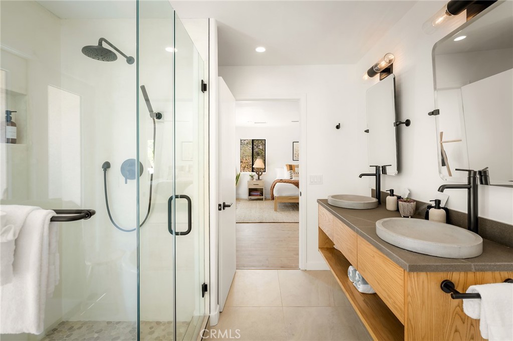 53655 Annie Oakley Rd, Pioneertown, CA 92268