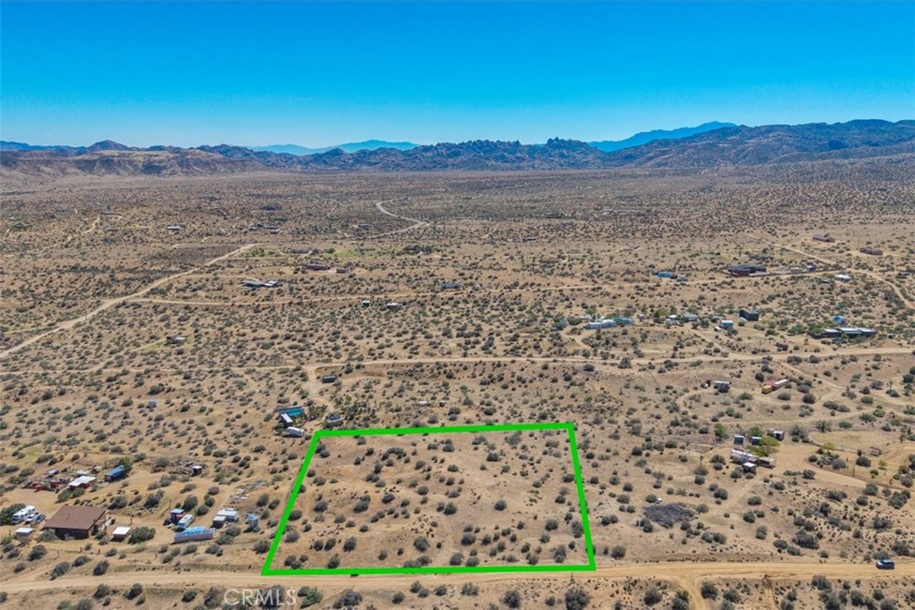 51975 Latigo Ln, Pioneertown, CA 92284