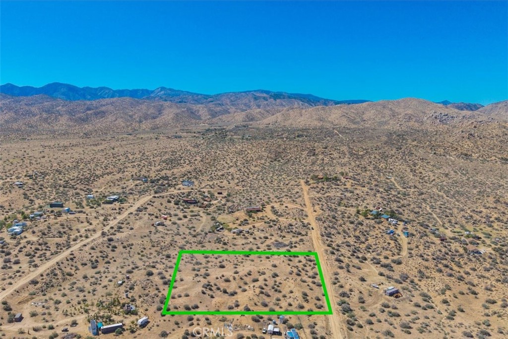 51975 Latigo Ln, Pioneertown, CA 92284